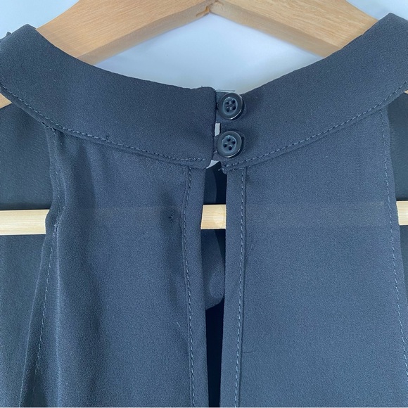 Krisa Black Draped Neck Sleeveless Top. Size XS - Picture 10 of 13